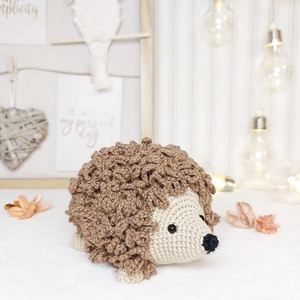 Arici crosetat manual 14cm  - jucării și echipamente pentru copii - plușuri - arici de pluș - Artynos.ro