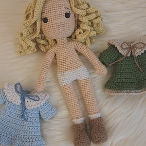 Jinny, papusa crosetata manual  - jucării și echipamente pentru copii - jucării și accesorii pentru copii - păpușă de îmbrăcat - Artynos.ro