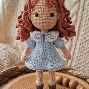 Jinny, papusa crosetata manual  - jucării și echipamente pentru copii - jucării și accesorii pentru copii - păpușă de îmbrăcat - Artynos.ro