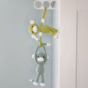 Maimutica crosetata manual, Jucarii si echipamente pentru copii, Plusuri, Maimuta de plus, Crosetat, Maimutica crosetata manual, din bumbac 100%, cu umplutura hipoalergenica. Este o jucarie moale, nu ..., ARTYNOS