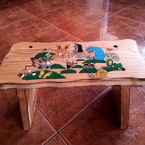 Taburet din lemn cu model Little Blind Man - casă & stil de viață - echipament pentru camera copiilor - scaun pentru copii, taburet - Artynos.ro