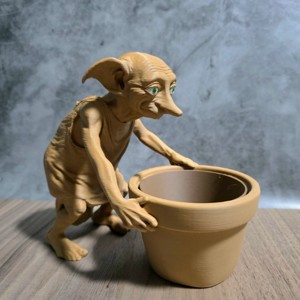 Ghiveci și statuetă cu Dobby din Harry Potter - casă & stil de viață - decorațiuni de casă - accesorii florale - ghiveci de plante - Artynos.ro