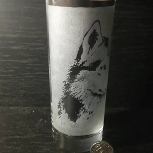 Pahar cu model Husky, gravat manual  -  - Artynos.ro