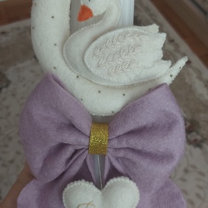 Lumanare botez handmade premium. Lumanare botez personalizata. Lumanare botez fetite. Lumanare botez fetita. Lebada.Swan - jucării și echipamente pentru copii - daruri de botez - Artynos.ro
