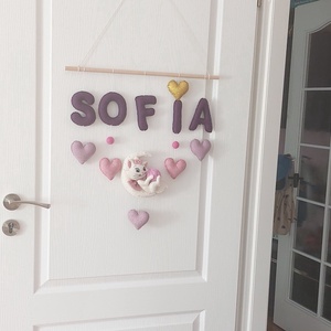 Ghirlanda personalizata cu nume pentru camera copiilor. Cadouri pentru copii. Decoratiuni handmade.Jucarii personalizat - casă & stil de viață - echipament pentru camera copiilor - decorațiuni de cameră - Artynos.ro