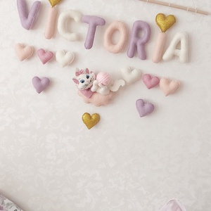 Ghirlanda personalizata cu nume pentru camera copiilor. Cadouri pentru copii. Decoratiuni handmade.Jucarii personalizate - casă & stil de viață - echipament pentru camera copiilor - decorațiuni de cameră - Artynos.ro