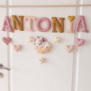 Ghirlanda personalizata cu nume pentru camera copiilor. Cadouri pentru copii. Decoratiuni handmade.Jucarii personalizate, Casa & Stil de viata, Echipament pentru camera copiilor, Decoratiuni de camera, Broderie, Cusatura, ARTYNOS