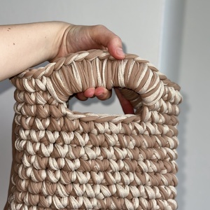 Geanta de mâna croșetată  - geantă și husă - geantă pentru cumpărături - geantă shopper, geantă tote, geantă textilă - Artynos.ro