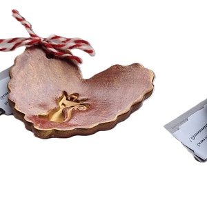 farfurioară inimioară cu fir de mărțișor - casă & stil de viață - decorațiuni de casă - decorațiuni de masă și rafturi - boluri decorative - Artynos.ro