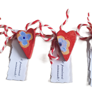 brosa inimioara cu fir de martisor - Artynos.ro