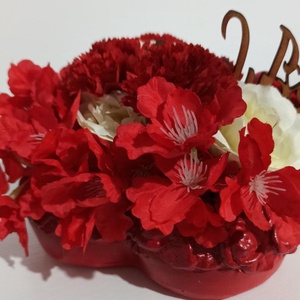 Inimă Ceramică Roșie Cu Porumbei și Garoafe - casă & stil de viață - decorațiuni de casă - decorațiuni de masă și rafturi - boluri decorative - Artynos.ro