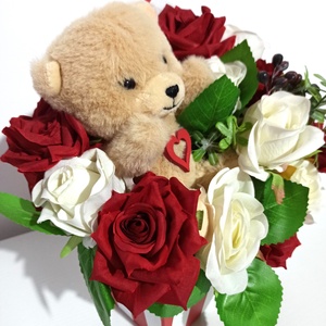 Cutie Tip Plic Cu Trandafiri Roșii și Albi și Ursuleț Pluș - casă & stil de viață - decorațiuni de casă - accesorii florale - cutii cu flori - Artynos.ro
