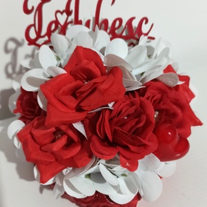 INIMA CERAMICA CU TRANDAFIRI ROSII SI ALBI SI TOPPER TE IUBESC, Casa & Stil de viata, Decoratiuni de casa, Accesorii florale, Flori in ghiveci, Aranjament de flori, ARTYNOS