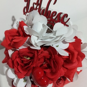 INIMĂ CERAMICĂ CU TRANDAFIRI ROȘII ȘI ALBI ȘI TOPPER TE IUBESC - casă & stil de viață - decorațiuni de casă - accesorii florale - flori în ghiveci - Artynos.ro