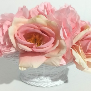 Ghiveci Ceramic Alb Cu Trandafiri Roz - casă & stil de viață - decorațiuni de casă - decorațiuni de masă și rafturi - boluri decorative - Artynos.ro