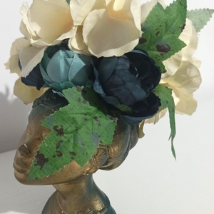 MARICA MICĂ, DIN CERAMICĂ VERDE-AURIE, CU HORTENSIE ȘI BUJOREI - casă & stil de viață - decorațiuni de casă - decorațiuni de masă și rafturi - boluri decorative - Artynos.ro