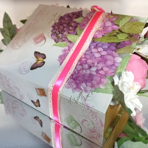 Carte Cu Margarete și Bujori Roz - casă & stil de viață - decorațiuni de casă - accesorii florale - cutii cu flori - Artynos.ro