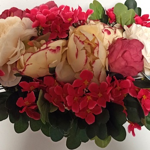 CUTIE LAVENDER CU BUJORI ȘI HORTENSIE BEJ ȘI ROȘU - casă & stil de viață - decorațiuni de casă - accesorii florale - cutii cu flori - Artynos.ro