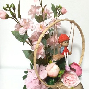 Decorațiune Fetiță Pe Leagăn - casă & stil de viață - decorațiuni de casă - decorațiuni de masă și rafturi - decorațiuni de masă - Artynos.ro