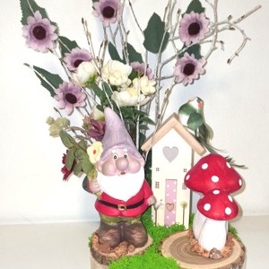 DECORATIUNE - PITIC, CIUPERCI SI CASUTA PE FELIE DE LEMN, Casa & Stil de viata, Decoratiuni de casa, Decoratiuni de masa si rafturi, Decoratiuni de masa, Aranjament de flori, ARTYNOS