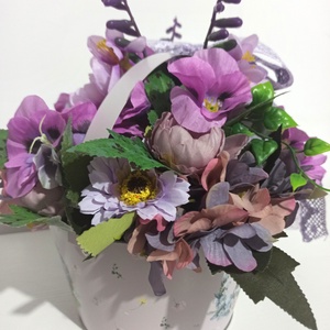 Ghiveci Cu Toartă și Flori Mov - casă & stil de viață - decorațiuni de casă - accesorii florale - cutii cu flori - Artynos.ro