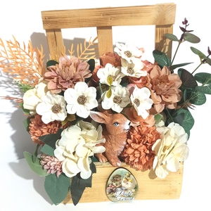 FEREASTRA LEMN NATUR CU IEPURE CERAMICA SI FLORI ALB, SOMON, Casa & Stil de viata, Decoratiuni de casa, Decoratiuni de masa si rafturi, Decoratiuni de masa, Aranjament de flori, ARTYNOS