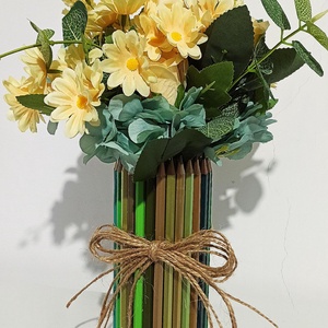 Cutie Creioane Verzi Cu Floricele Galbene - casă & stil de viață - decorațiuni de casă - accesorii florale - cutii cu flori - Artynos.ro