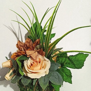 Coș tip sferă cu licheni cu crizantemă cofee -  - Artynos.ro