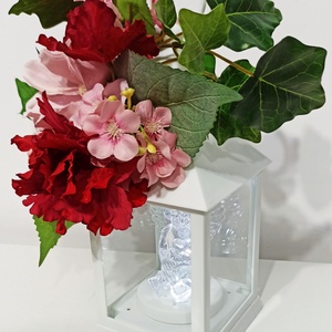 Decorațiune felinar cu led și îngeraș, iederă, hortensie și anemonă - casă & stil de viață - decorațiuni de casă - accesorii florale - flori în ghiveci - Artynos.ro
