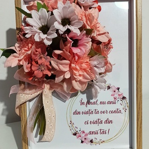 Rama tablou cu mesaj si dalii roz, Casa & Stil de viata, Decoratiuni de casa, Decoratiuni de pereti, Decoratiuni suspendate, Aranjament de flori, ARTYNOS