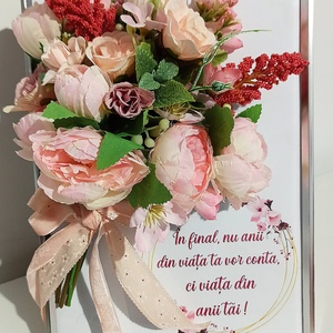 Rama tablou cu mesaj si bujori roz, Casa & Stil de viata, Decoratiuni de casa, Decoratiuni de pereti, Decoratiuni suspendate, Aranjament de flori, ARTYNOS