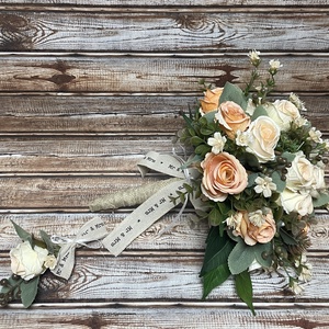 Buchet de mireasa etern cu brosa de mire - in alb-piersica sau alb-roz - Artynos.ro