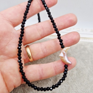 Choker Cristale Perla naturala semiluna, Bijuterii, Coliere, Coliere din perle, Confectionarea bijuteriilor, ARTYNOS