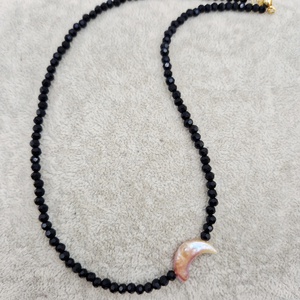 Choker Cristale Perla naturala semiluna - bijuterii - coliere - coliere din perle - Artynos.ro