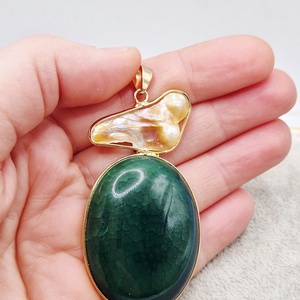 Pandantiv agata verde cu scoica cu perle 58x31mm - 1 buc, Bijuterii, Coliere, Pandative, Confectionarea bijuteriilor, ARTYNOS