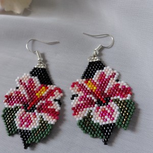 Cercei atârnători cu hibiscus  -  - Artynos.ro