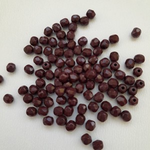 Margele cehe fatetate din sticla - 4mm - 100 buc / pachet - maro inchis, , , ARTYNOS