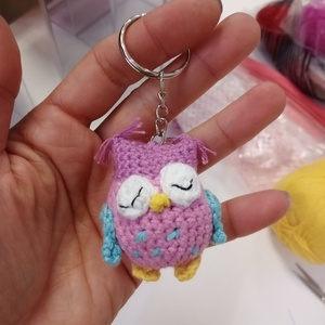 Breloc crosetat bufnita - geantă și husă - accesorii genți - breloc - Artynos.ro
