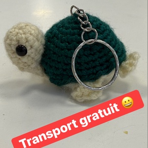 Breloc broscuță țestoasă croșetată  - Artynos.ro