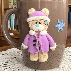 Cana cu decor ursulet lucrat manual - Artynos.ro