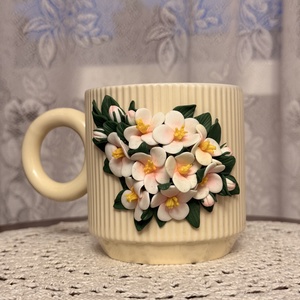 Cana cu decor lucrat manual �Flori - Artynos.ro