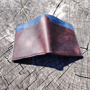 Portofel din piele naturală bifold pentru bărbați - genți și portofele - portofele, huse, suporturi - portofele - portofel bărbați - Artynos.ro