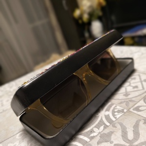 Etui ochelari - genți și portofele - portofele, huse, suporturi - suport de ochelari - Artynos.ro