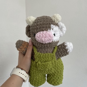 Vacuta Muryel, Jucării și echipamente pentru copii, Plușuri, Figurine de pluș, Croșetat, Cusătură, ARTYNOS