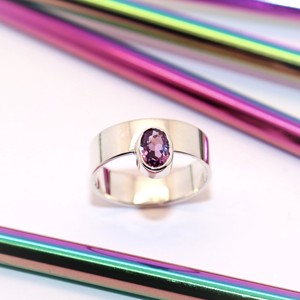 Inel de dama din argint cu zirconiu cubic violet (EGY.289), , , ARTYNOS