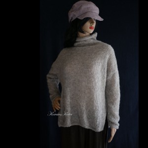 TEKNŐCALPAKA-PULCSI - pulover exclusiv tricotat manual / gri - îmbrăcăminte și modă - haine damă - hanorace, cardigane - Artynos.ro