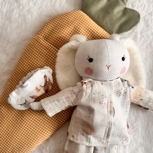 Set casa textila si iepuras de plus mare - 41 cm - jucării și echipamente pentru copii - jucării și accesorii pentru copii - păpuși de joacă - Artynos.ro
