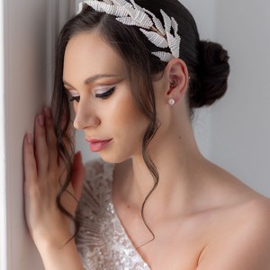 Isabella bentiță de mireasă ornament de păr de nuntă - accesorii nuntă - ornamente de păr de nuntă - bentițe de nuntă - Artynos.ro