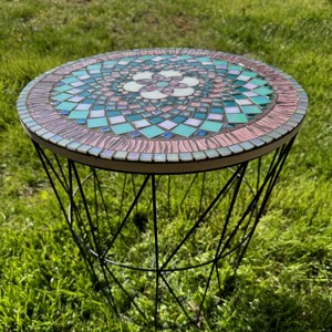 Măsuță colorată, pastel cu model mandala, -  - Artynos.ro