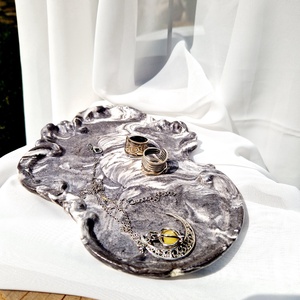 Tava decorativa model vintage, Casa & Stil de viata, Accesorii pentru decorat casa, Decoratiuni de masa si decoratiuni pentru rafturi , Decoratiuni de masa, Ceramica, ARTYNOS